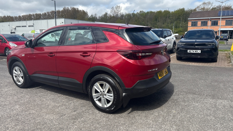 Vauxhall Grandland X 1.2 Turbo SE 5dr Petrol Hatchback